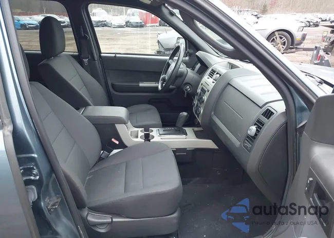 1FMCU9DG3BKA96464: 43823741