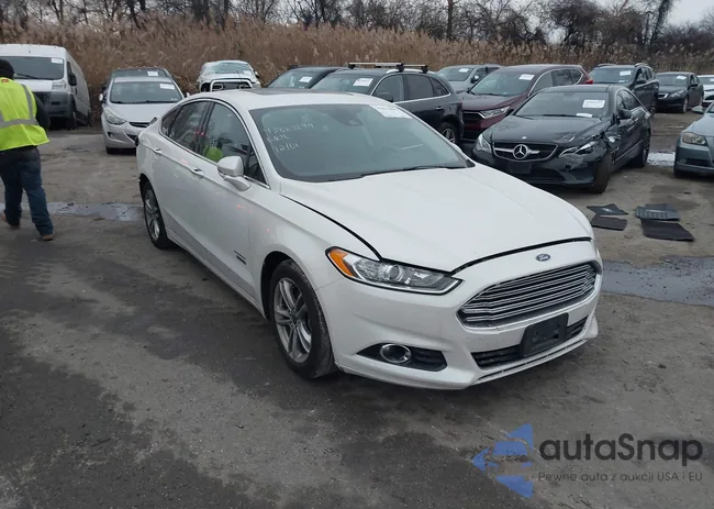 3FA6P0SU8FR242474: 43823899