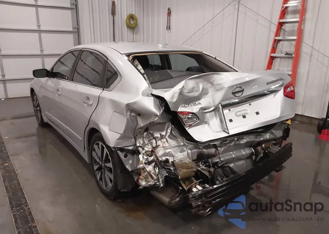 1N4AL3AP8GC159873: 43824916