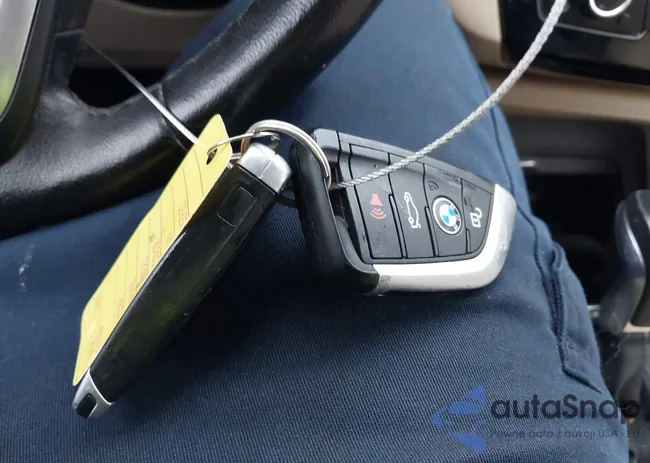 WBXHT3Z38H4A53600: 43824922