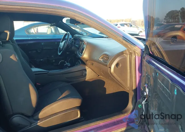 2C3CDZAG5KH617611: 43825028