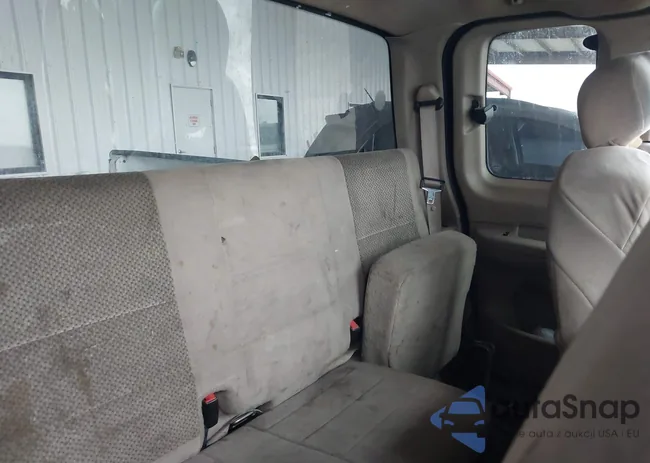 2FTRX17W23CA06253: 43825036