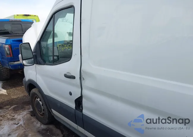 1FTYR1CM2HKB08553: 43825058