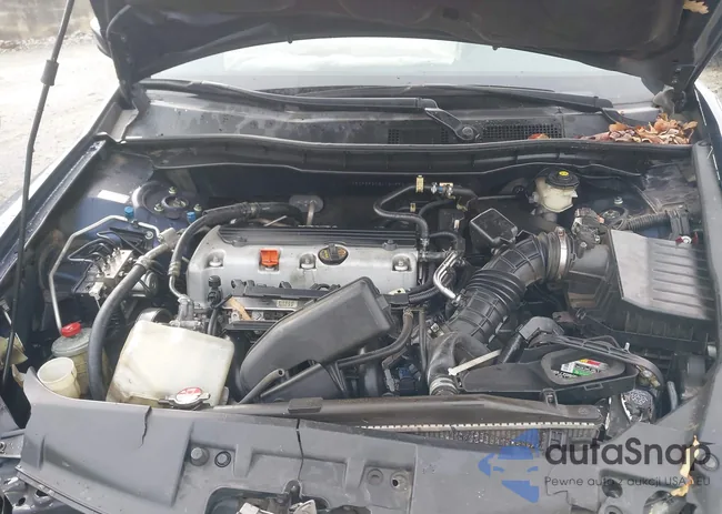 1HGCP2F30BA124953: 43825093