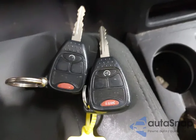 1J4NF1FB8BD223086: 43825138