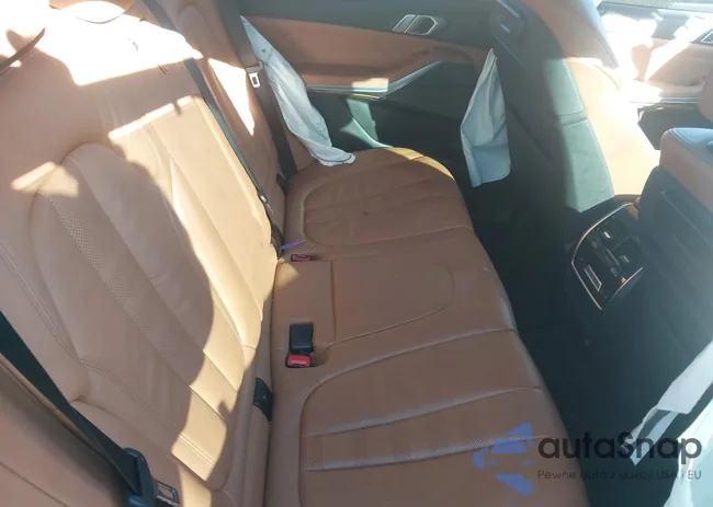 5UXCR6C59KLL07633: 43825177