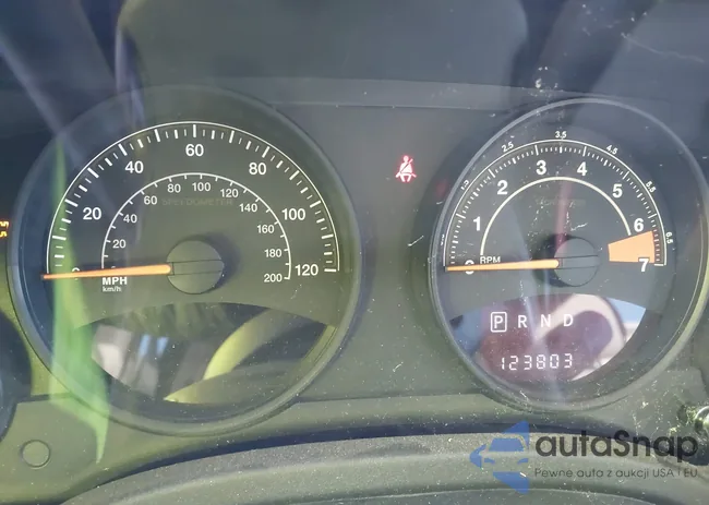 1C4NJDBB5GD780640: 43825270