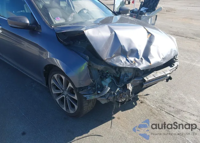 1HGCR2F51EA157881: 43825304