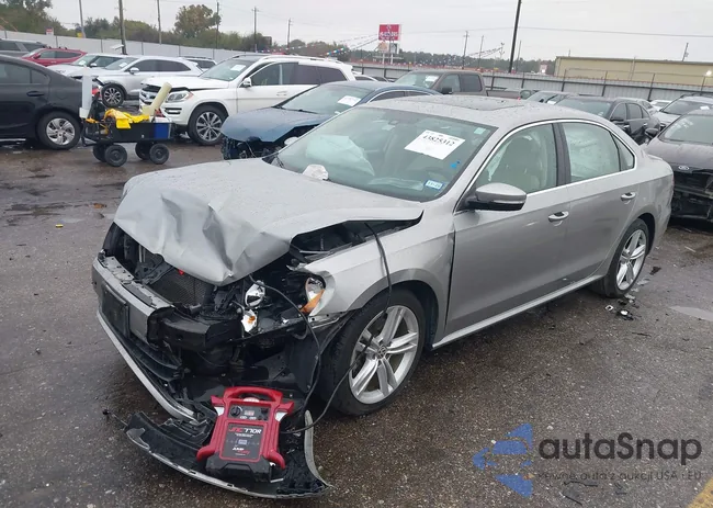 1VWBS7A35EC030716: 43825312