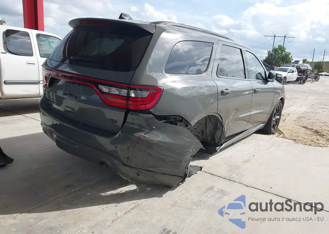 1C4SDJCT4SC502696: 43825338