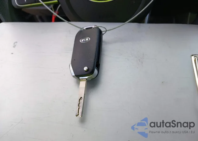 KNDEPCAA8M7140921: 43825371