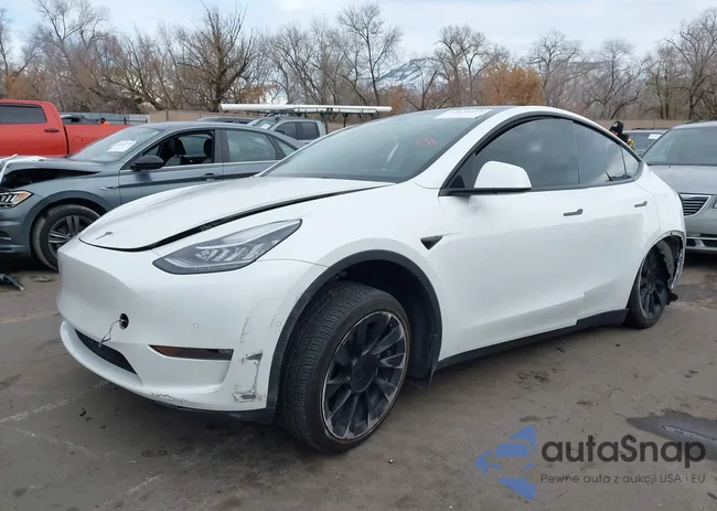 5YJYGAEE4MF245254: 43825414