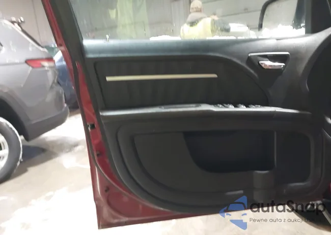 3D4PH5FV8AT282743: 43824549