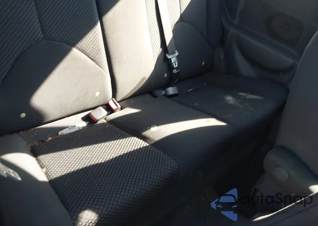 KMHCM3AC8BU191573: 43824565