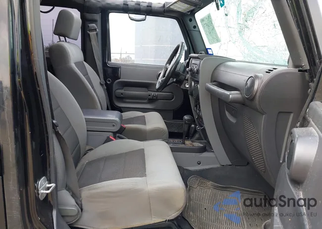 1J4GA39198L646795: 43824571