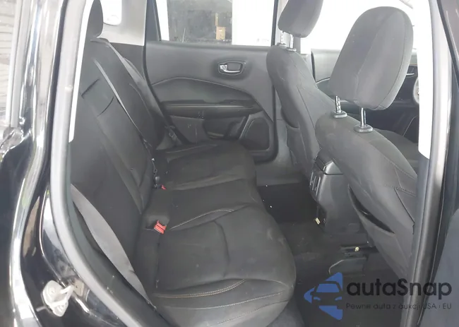 3C4NJCAB5JT250780: 43824630