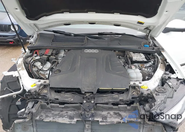 WA1LJBF75ND005053: 43824660