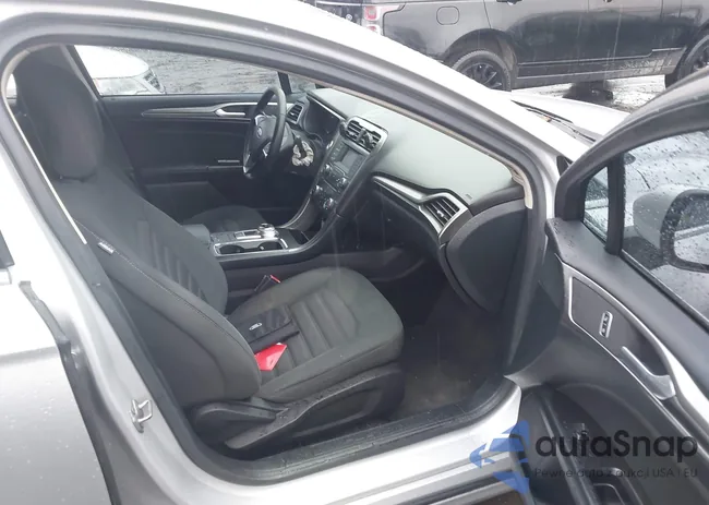 3FA6P0G76HR193748: 43824683