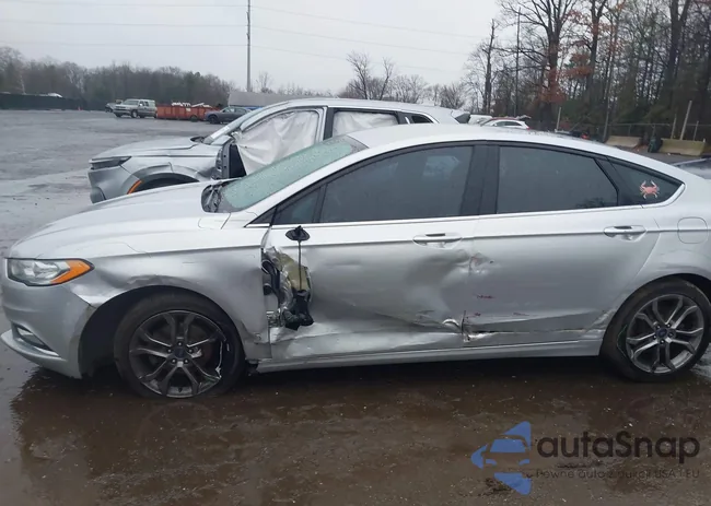 3FA6P0G76HR193748: 43824683