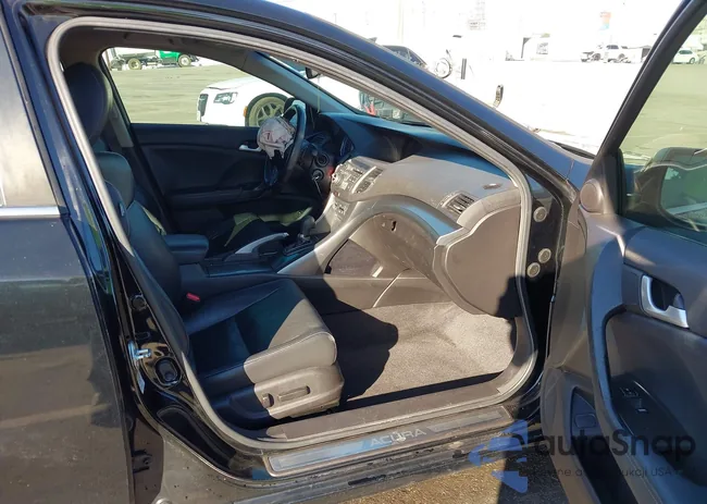 JH4CW2H67BC000867: 43824699