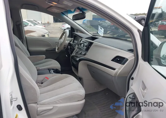 5TDKK3DC4BS040090: 43824776