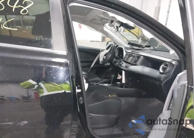 2T3RFREV0HW565855: 43824848