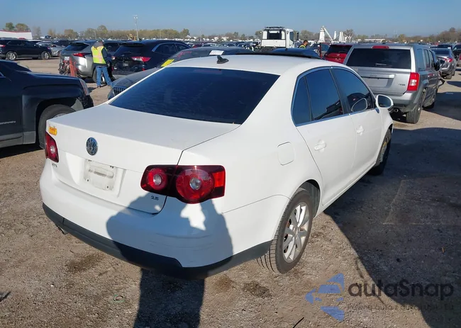 3VWRX7AJ7AM044530: 43824878