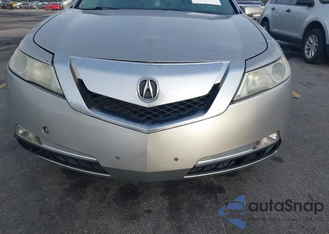 19UUA8F50AA014591: 43825945