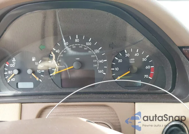 WDBJF65J52B431463: 43826112