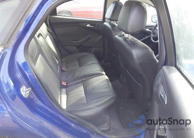 1FADP3J26EL359301: 43826162