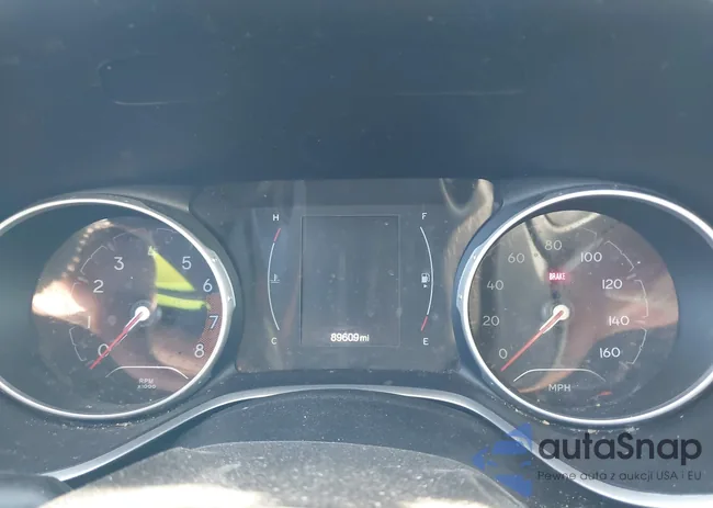 3C4NJDBBXKT600409: 43826230