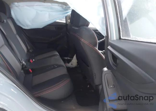 JF2GTAPC4M8281014: 43826256