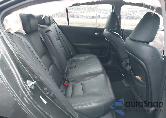 1HGCR2F84DA145362: 43826288