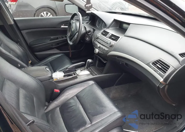 1HGCP2F62CA124593: 43826307