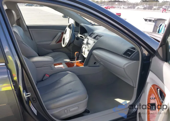 4T1BK3EK4BU631792: 43826360