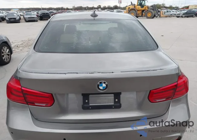 WBA8B9G30HNU55654: 43826453