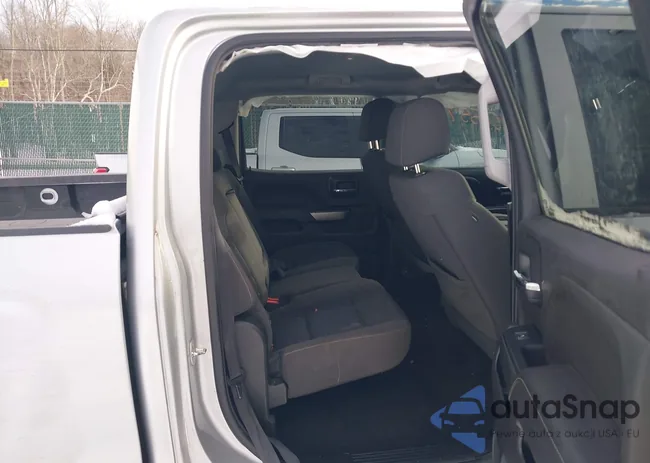 3GCUKREC5JG354774: 43825575