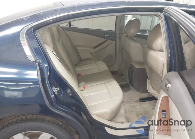 1N4AL21E49N418455: 43825642