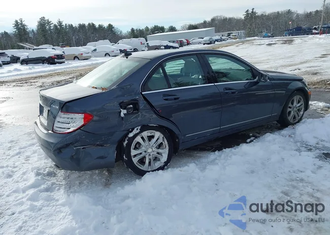 WDDGF8ABXEG247400: 43825707