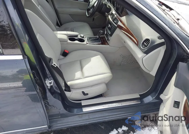 WDDGF8ABXEG247400: 43825707