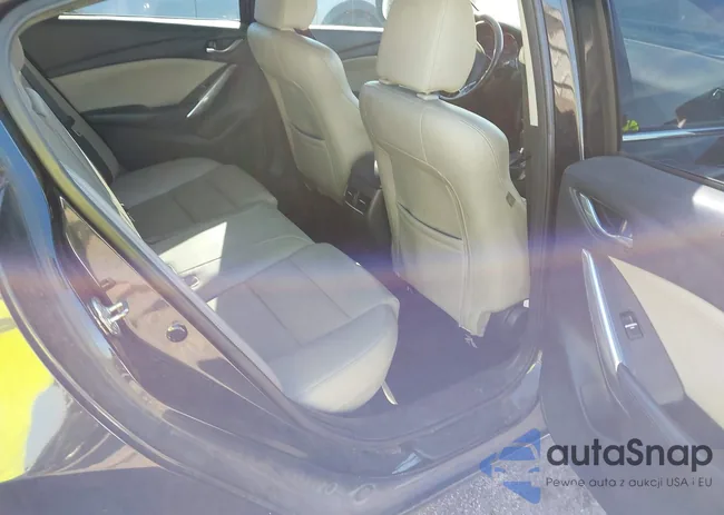 JM1GL1V50H1114862: 43825778