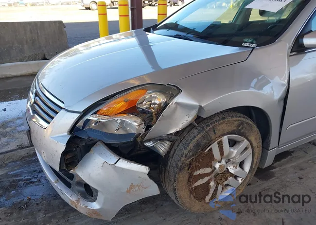 1N4AL21E79N408762: 43825863