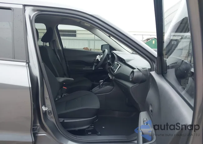 3N1CP5BV3RL475255: 43827099