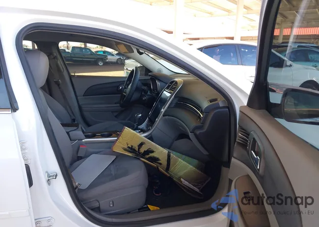 1G11B5SAXDF271015: 43827163