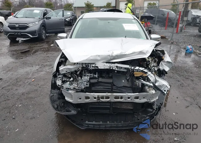 1FADP3F28HL241439: 43827314