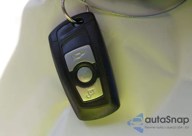 WBA1F5C57FV256622: 43827358