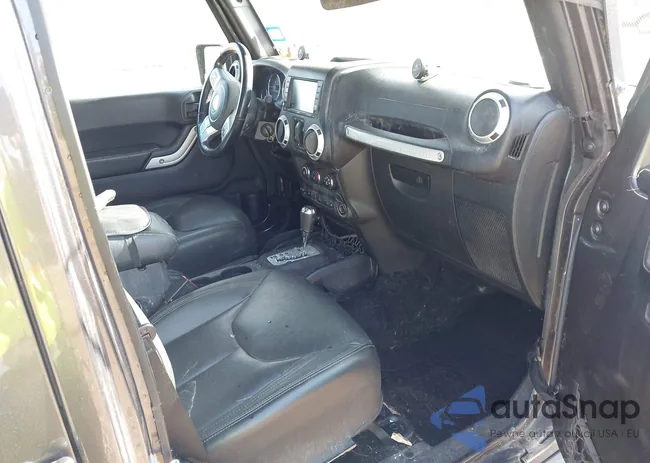 1C4HJWFGXGL169359: 43827419