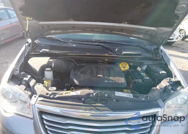 2C4RC1CG2GR129287: 43826636