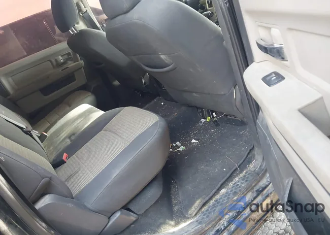 1C6RD7LT9CS196384: 43826689