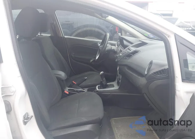 3FADP4EJ2GM127710: 43827930